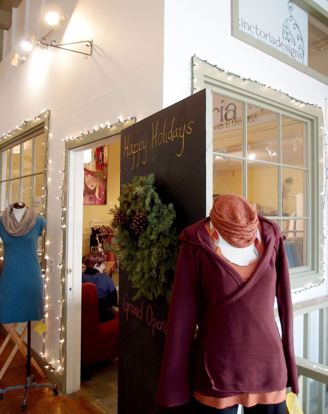 Tinctoria Designs - Portland Showroom, lobby view